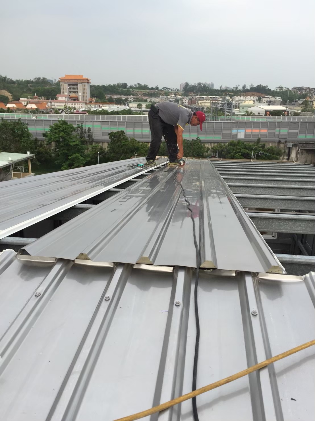 高雄梓官區鐵皮屋