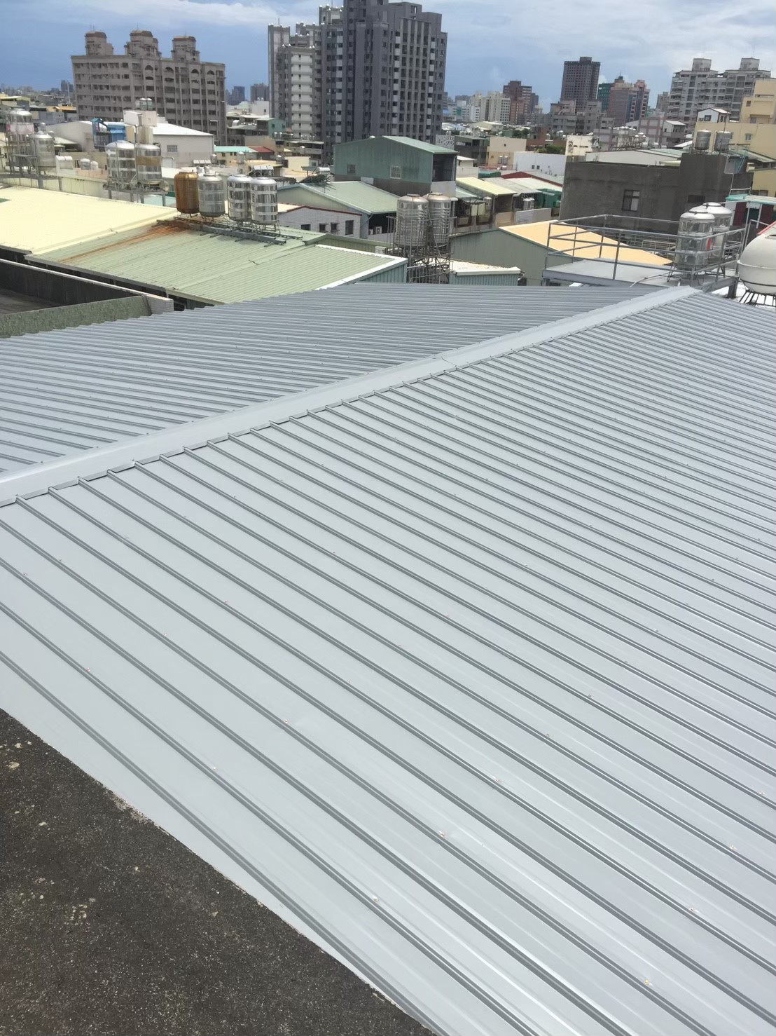 高雄橋頭區鐵皮屋