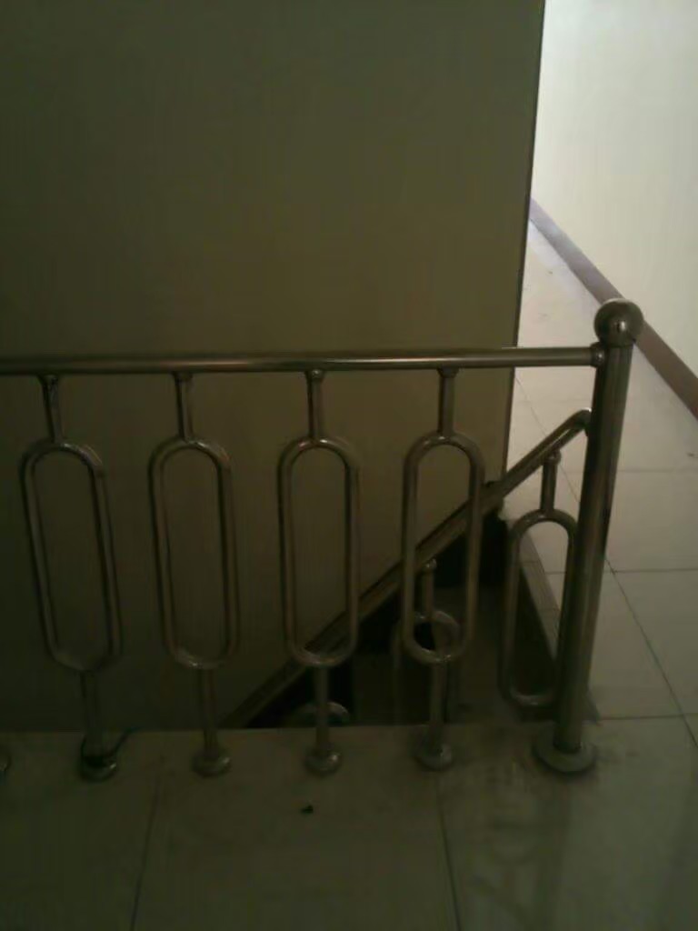 高雄楠梓區欄杆