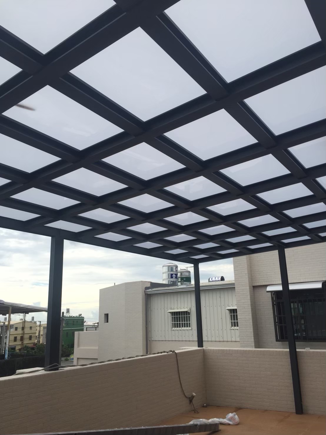 高雄大社區採光罩