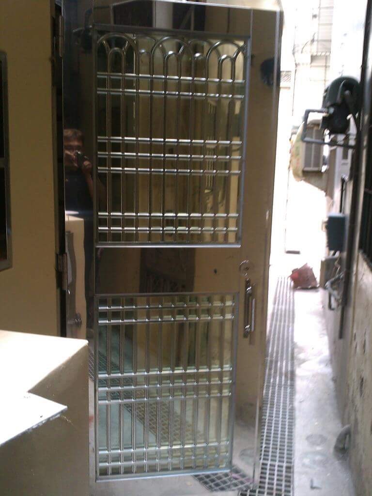 高雄旗津區玄關門