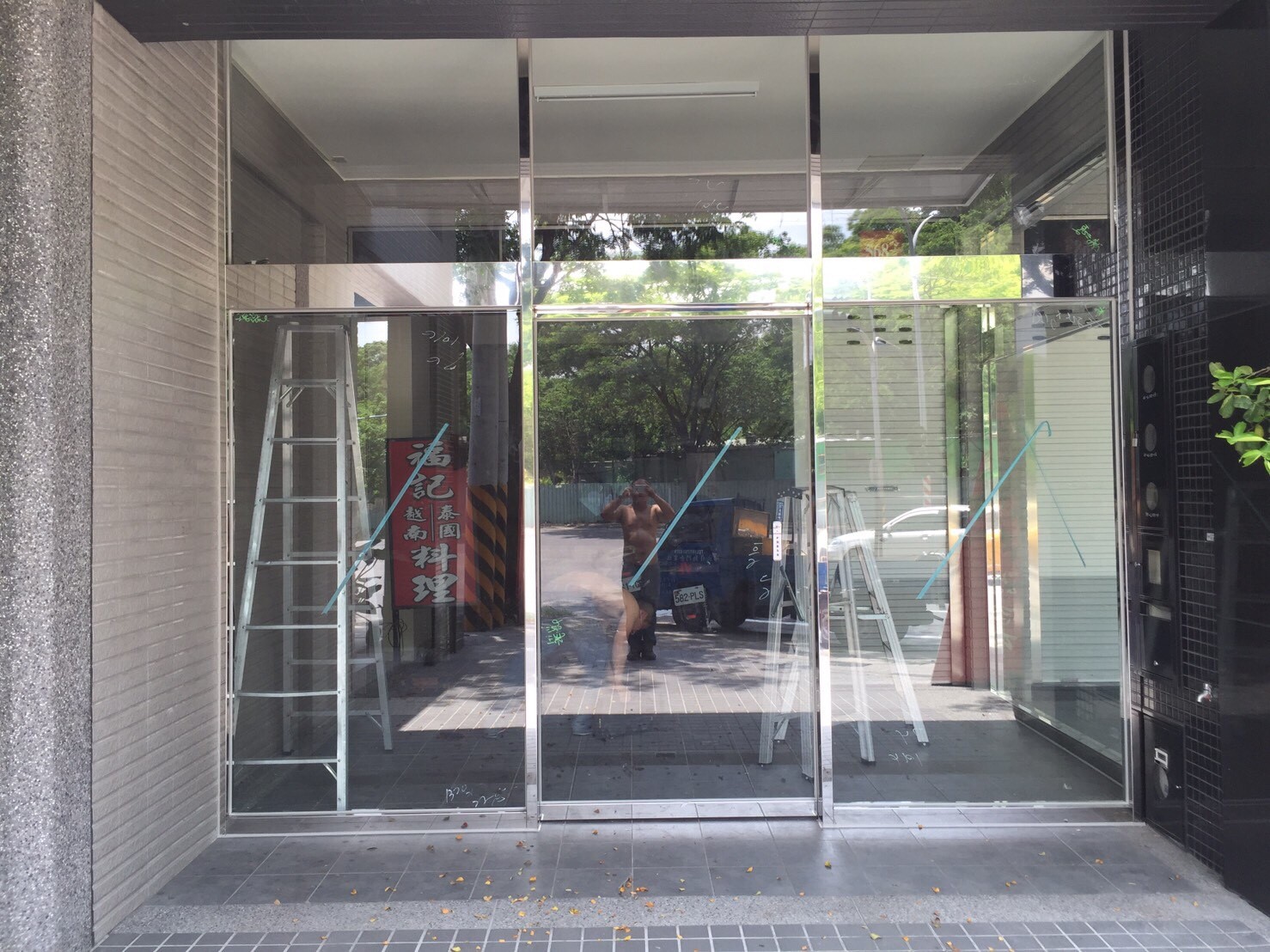 高雄橋頭區自動推拉門