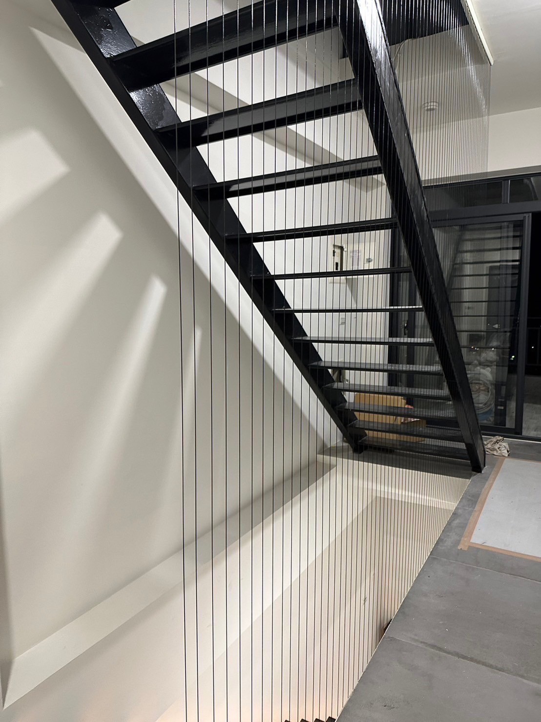 高雄鼓山區隱形防盜窗