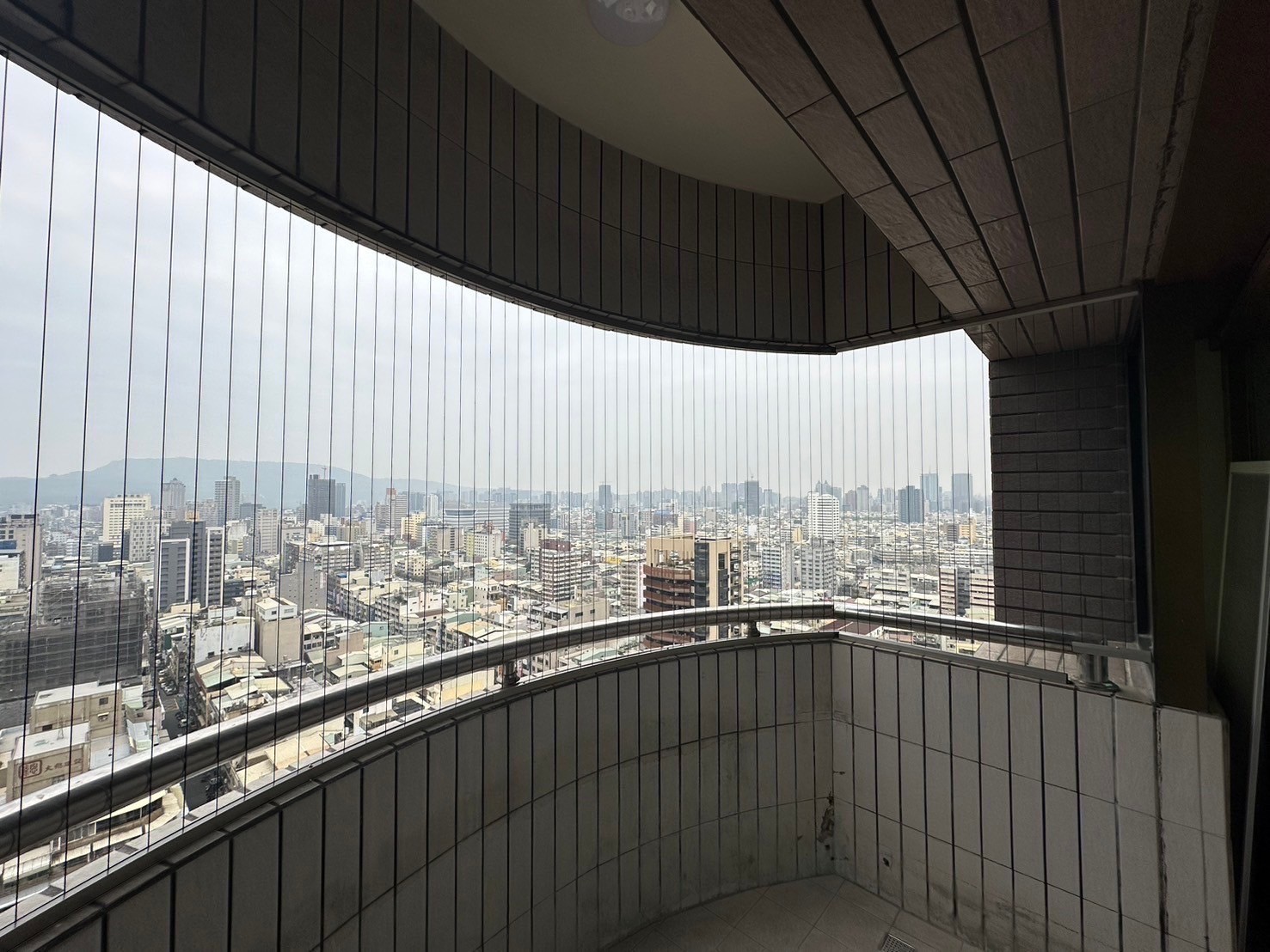 高雄三民區隱形防盜窗